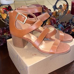 Style & Co Shoes - Style & Co Tan Heel Sandal Size 8.5/9.5/10 Style & Co Shoes - Style & Co Tan Heel Sandal Size 8.5/9.5/10